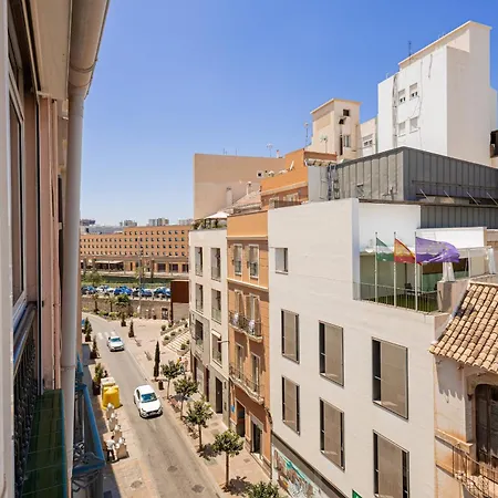 C103 - Sunny Terrace, Old Town Views Apartment Malaga